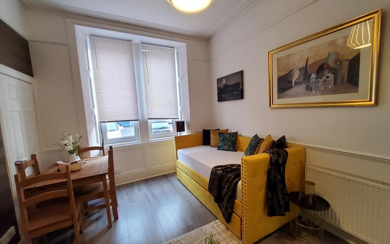 Leith Spectacular Apartment By Sensational Stay Short Lets & Serviced Accommodation With 6 Separate Beds & 2 Baths Edimburgo Exterior foto